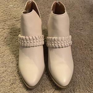 DV Booties